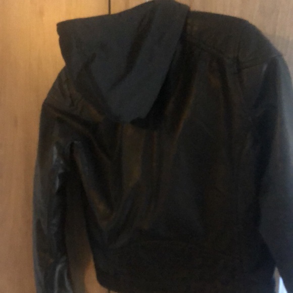 Jacket - Picture 5 of 5